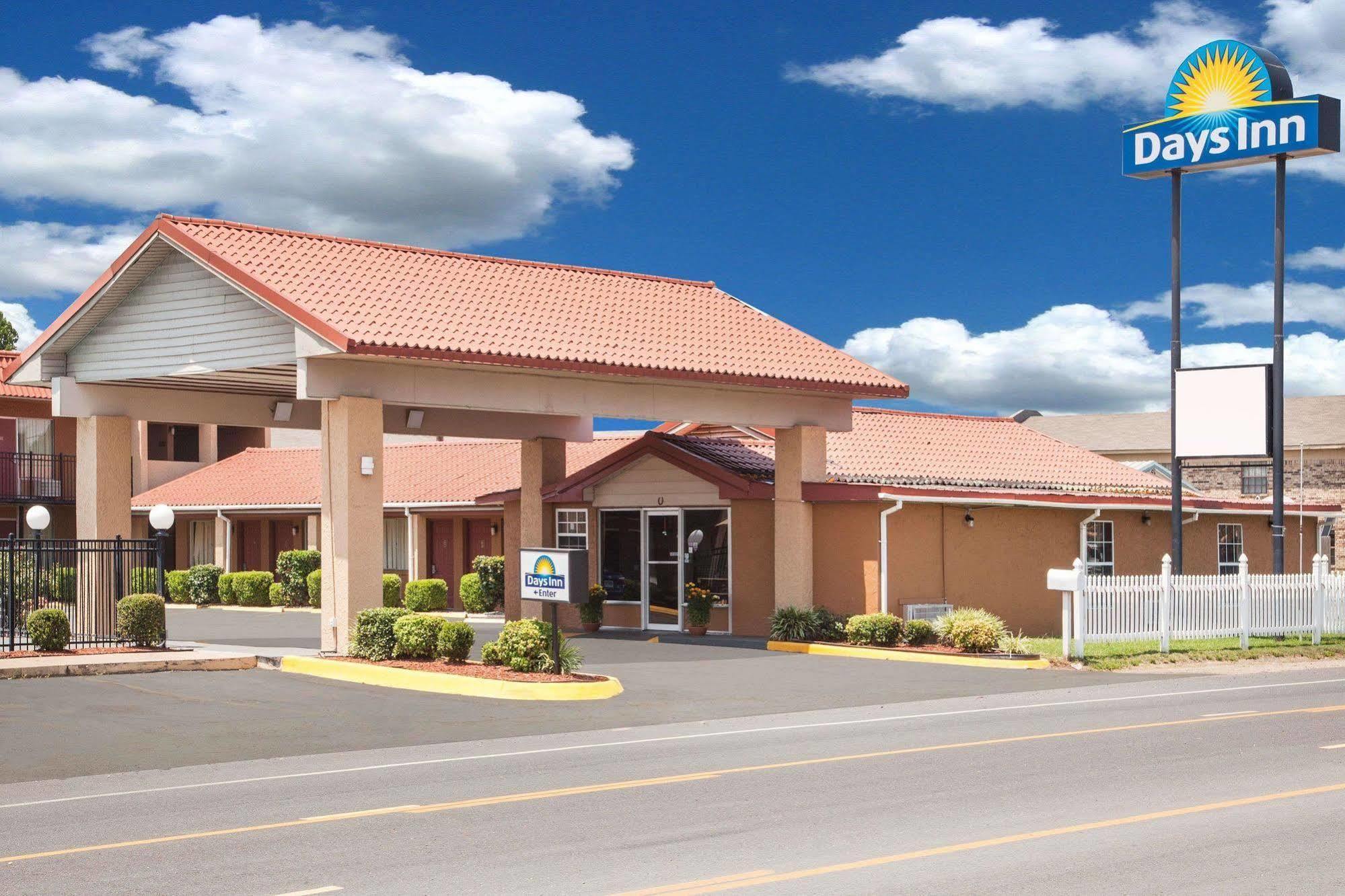 Economy Inn Arkadelphia Exterior foto